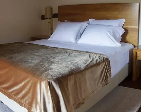 Refugios Do Pinhal Farma Oleiros (Castelo Branco)