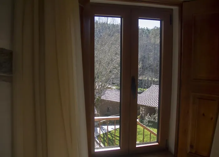 Refugios Do Pinhal * أوليروس